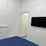 Ester 4 Napoli